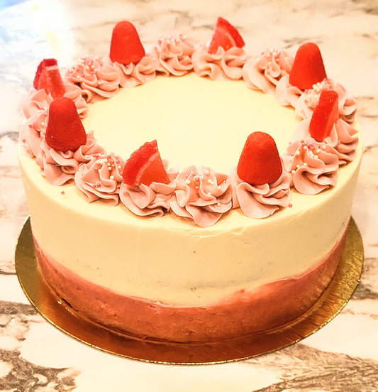 Vanilla Strawberry  Cake - 8" Round